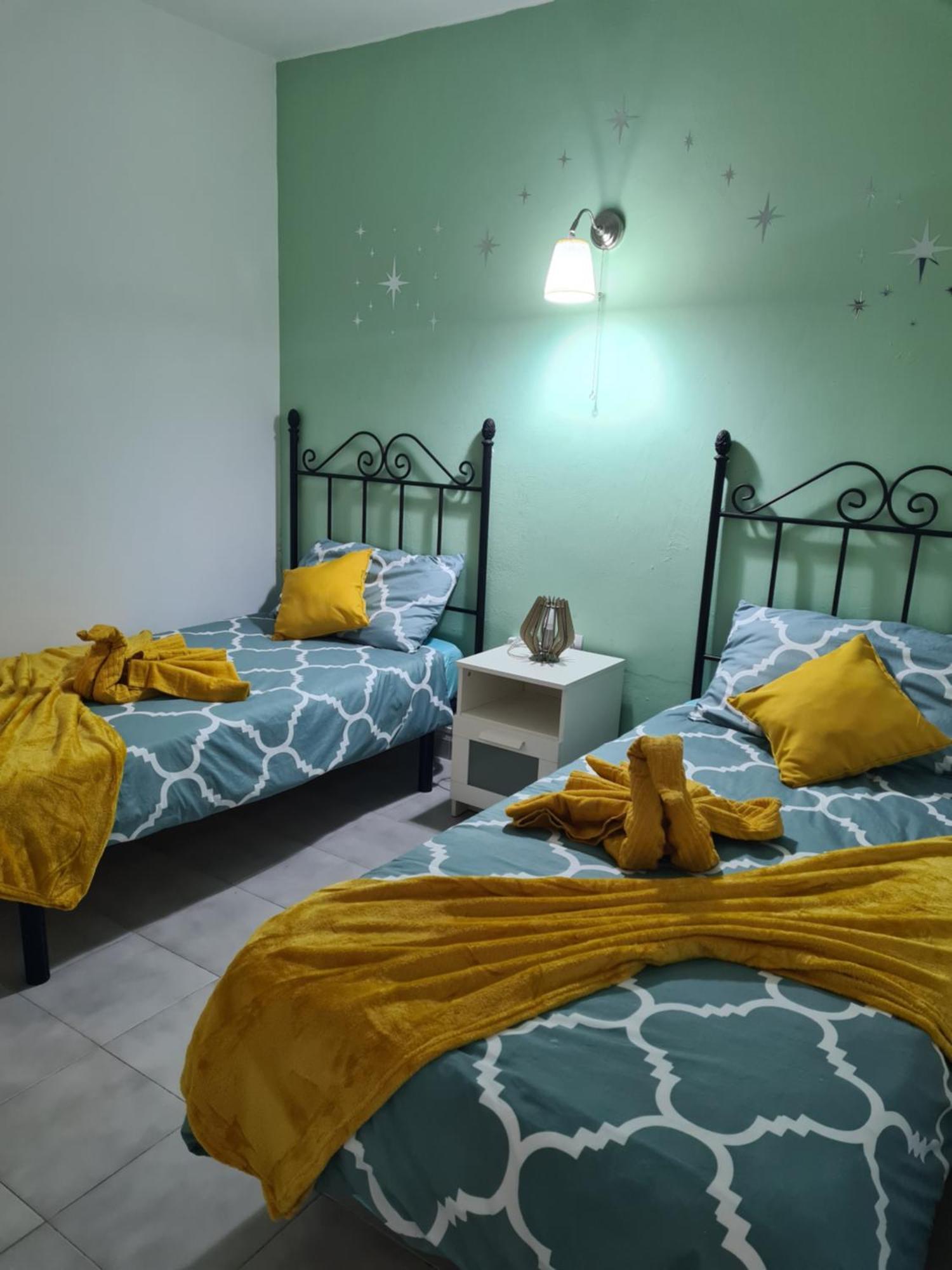 Apartamento Laina Tias Bagian luar foto