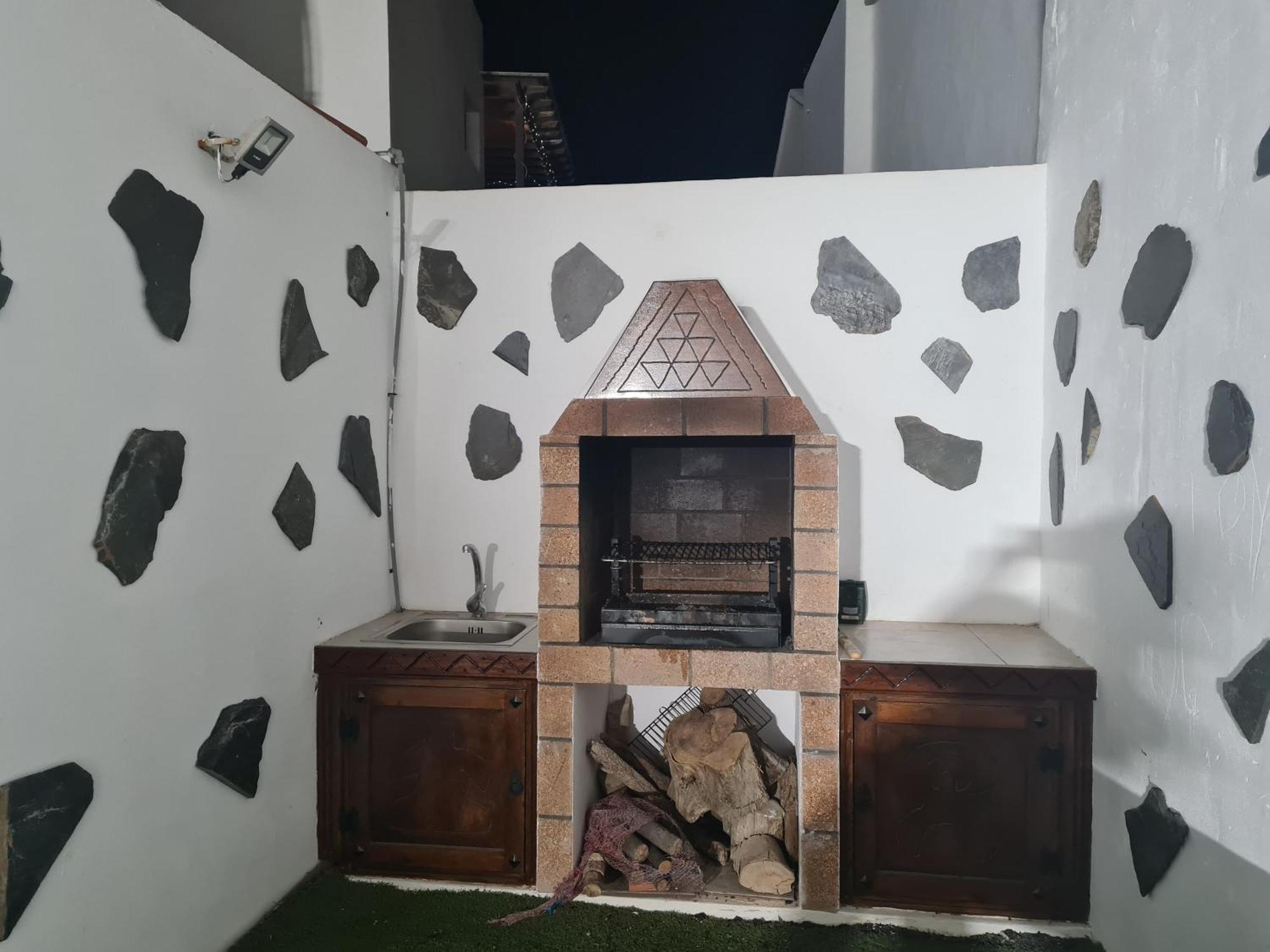Apartamento Laina Tias Bagian luar foto